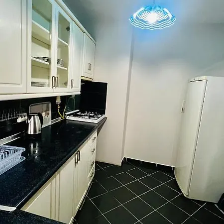 Flat In The Center With Free Wi-fi *